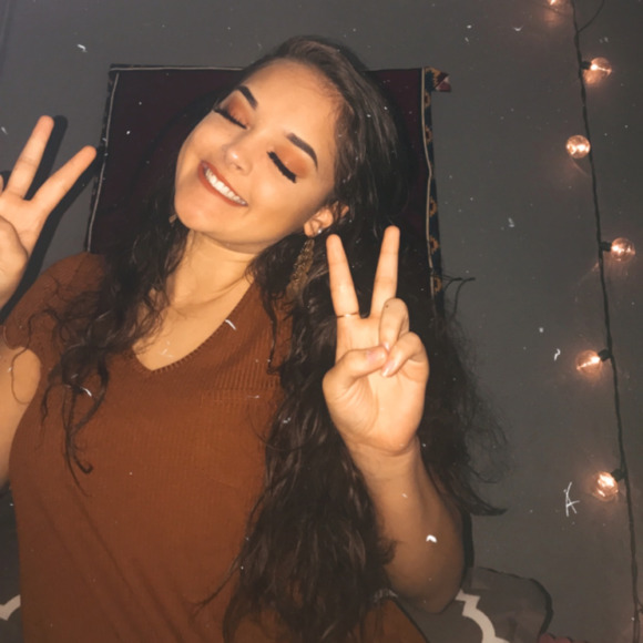 Meet your Posher, Naryiah - Picture 1 of 1